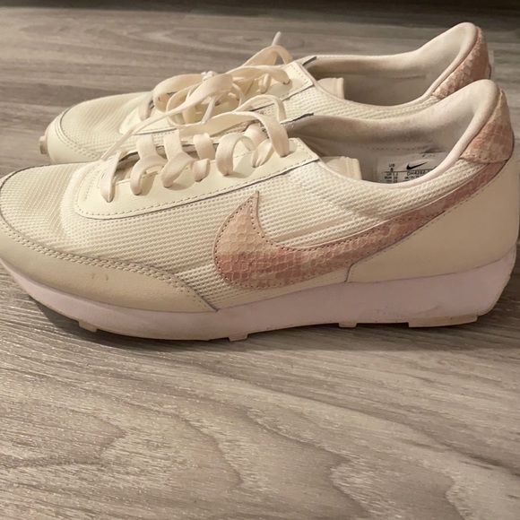 Nike Daybreak Sail Snakeskin - Picture 2 of 10